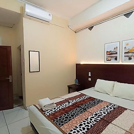 Hotel Bintang Malang Exterior photo