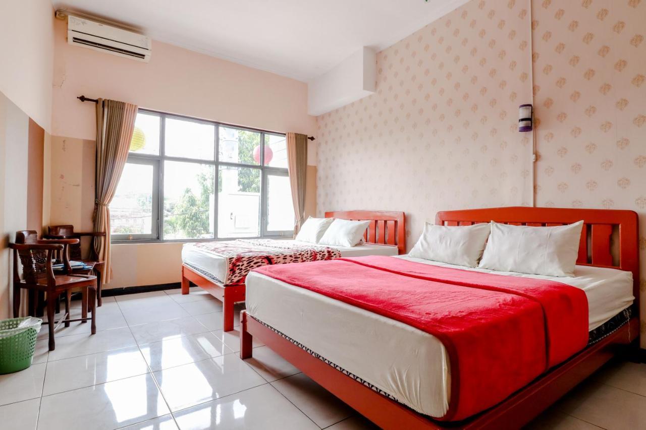 Hotel Bintang Malang Exterior photo