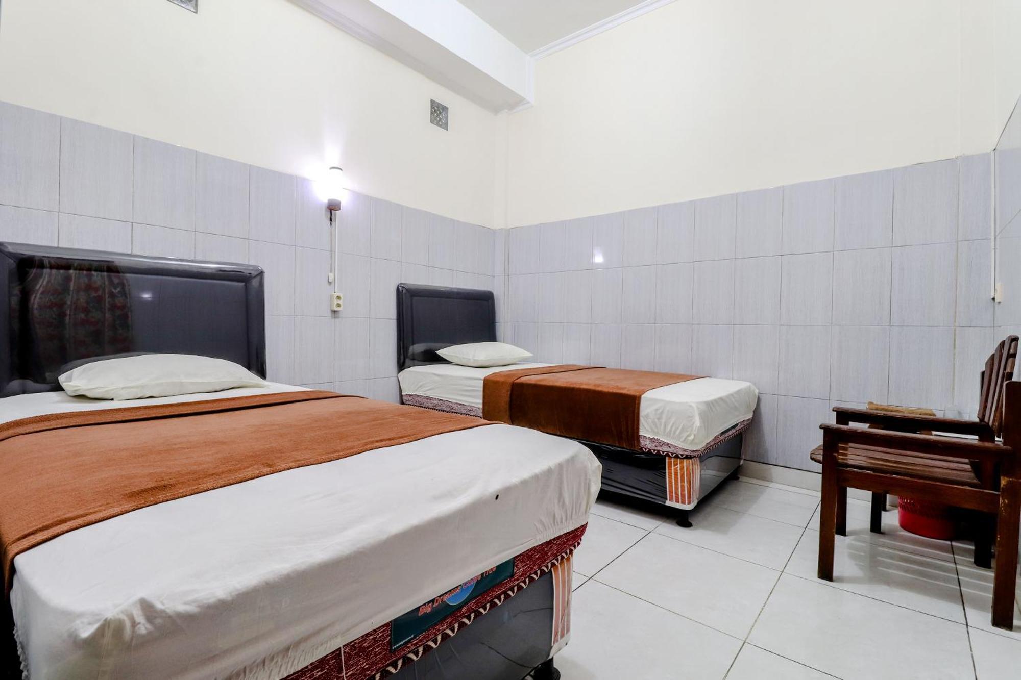 Hotel Bintang Malang Exterior photo