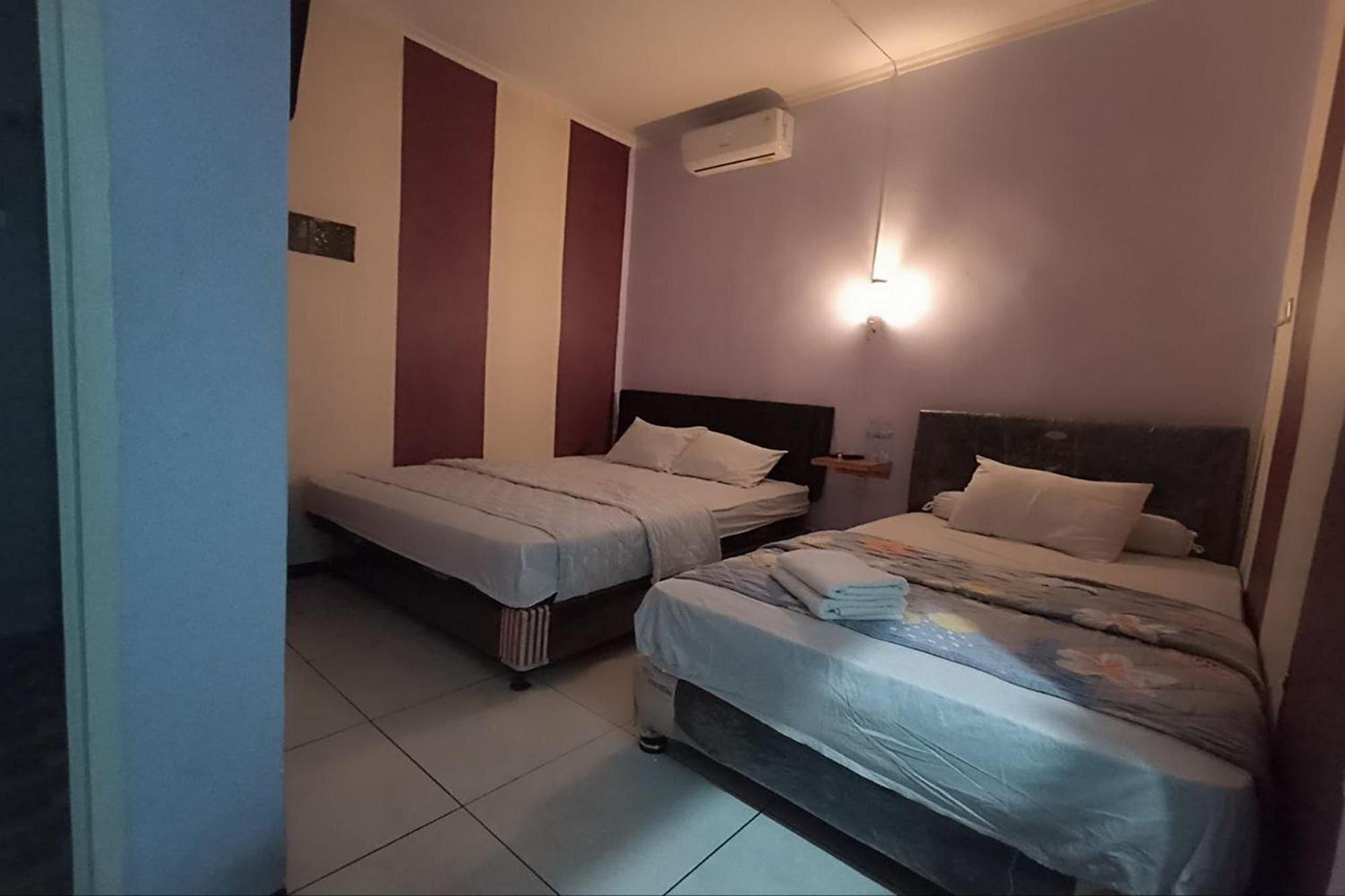 Hotel Bintang Malang Exterior photo